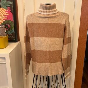 J Crew Striped turtleneck sweater in Supersoft yarn-Size M
